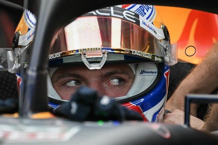 formula-1:-sainz-y-leclerc-volaron-en-los-ensayos-de-singapur-y-suenan-cortar-la-racha-de-verstappen