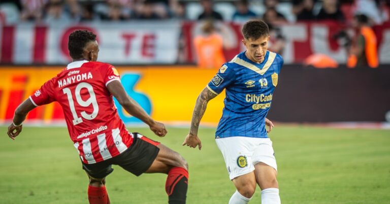 En el inicio del ciclo de Ariel Holan, Rosario Central empata con Estudiantes de La Plata