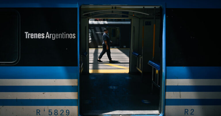 Paro de trenes: el jefe de La Fraternidad confirmó la medida de fuerza para mañana y acusó al Gobierno de hacerles una «trampa»