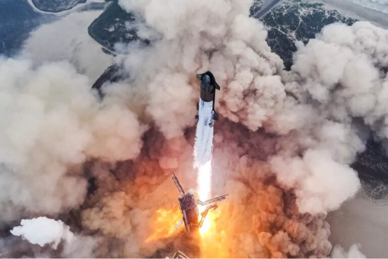 Elon Musk realizó el séptimo vuelo del Starship, el supercohete de SpaceX