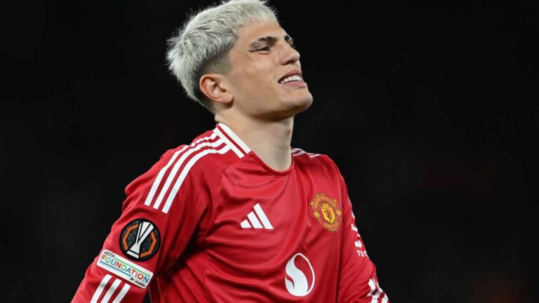 La crisis de Manchester United pone a Garnacho a la venta: Napoli ya hizo una oferta