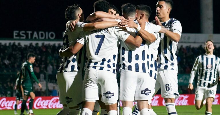 Sarmiento vs Talleres, por el Torneo Apertura: minuto a minuto, en directo