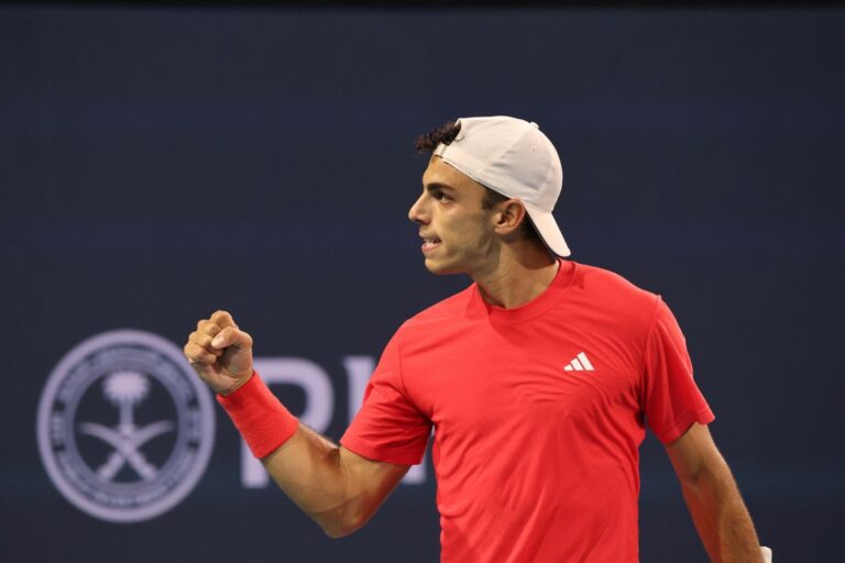 Miami Open: Francisco Cerúndolo demolió a Tommy Paul y pasó a los octavos de final