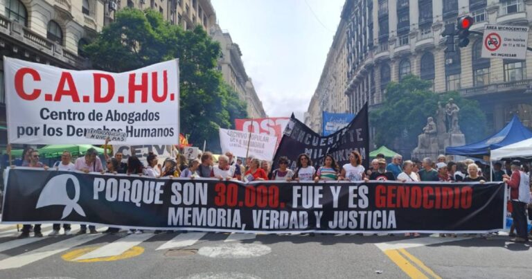 24 de marzo. Comienza la movilización unitaria