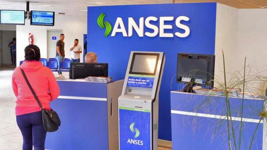 ANSES modifica el calendario de pagos por los feriados de abril