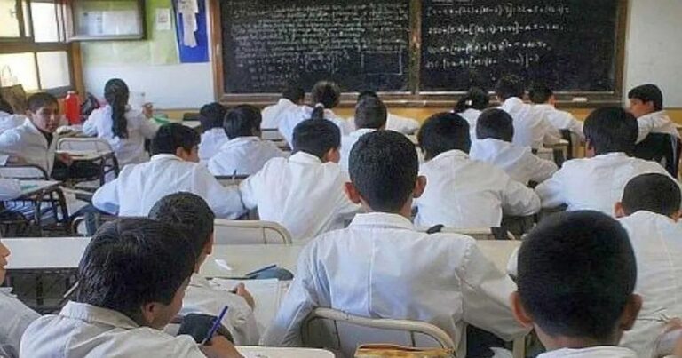 Escuela en Escobar. Supuestamente jóvenes organizaban una masacre