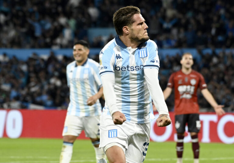Liga Profesional: Racing ganó un partido vital gracias a Zuculini y Arias