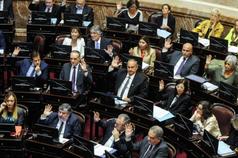 Los senadores se aumentaron el sueldo y pasaron a cobrar más de $9,5 millones de pesos