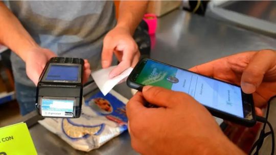 Condenan a una mujer por realizar estafas a un comercio con compras virtuales: cómo operaba