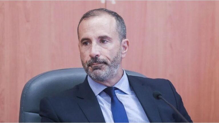 La Justicia define si otorga la prisión domiciliaria a Cristina Kirchner