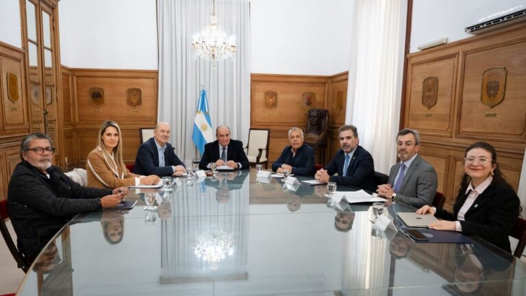 Consejo de Mayo: expectativas de empresarios y sindicalistas por reformas estructurales