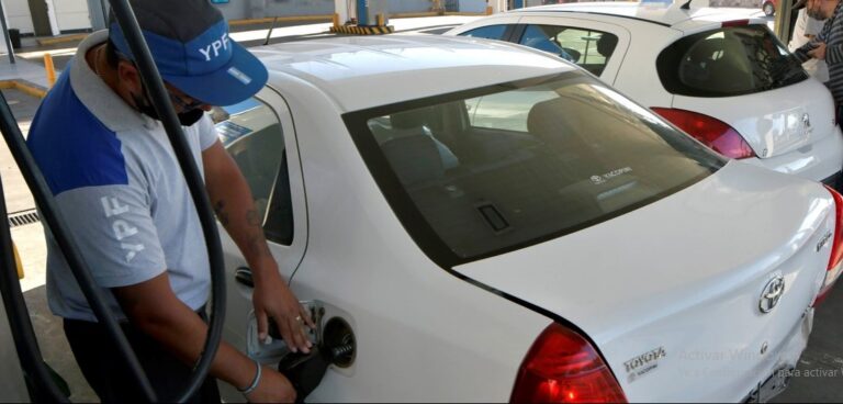 Combustibles. Lunes y aumentos, otra vez