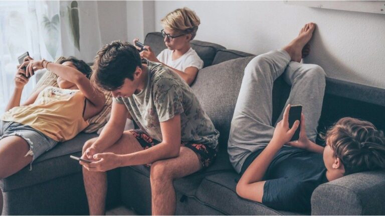 Meta lanzó nuevas funciones de seguridad para adolescentes y eliminó más de 600.000 cuentas que sexualizaban a menores