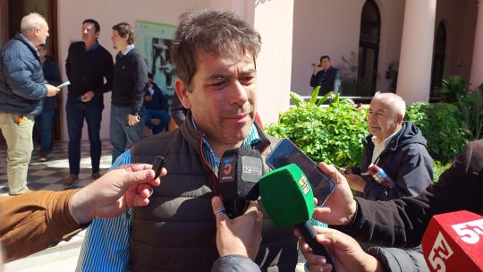 Giro en Corrientes: Carlos Romano revirtió el escrutinio provisorio y logró la reelección en Sauce por 14 votos