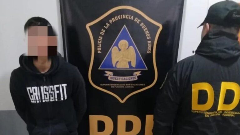 Berisso: lo buscaban por acuchillar a un hombre y lo detuvieron cuando fue a votar