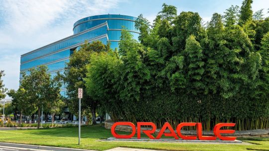 Las acciones de Oracle se dispararon hasta el récord por previsiones positivas