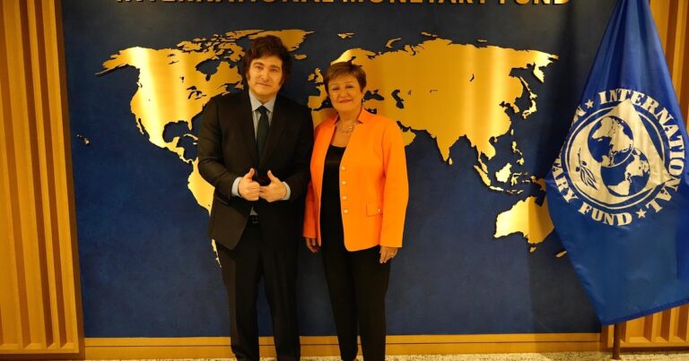 Presupuesto: Milei se comprometió con el FMI a más ajuste en 2026