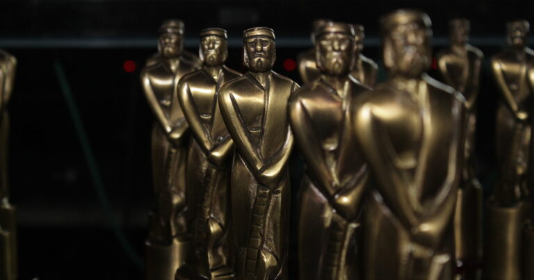 Martín Fierro a la TV: cómo será la transmisión tradicional y la del stream, las duplas, los horarios y cuál será el homenaje sorpresa de la noche