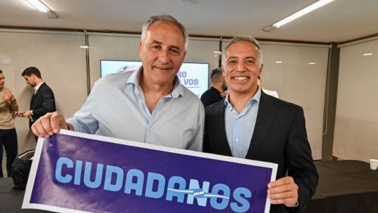 Gabriel Huespe perfila la campaña de Baldassi: cercanía, moderación y paso a paso