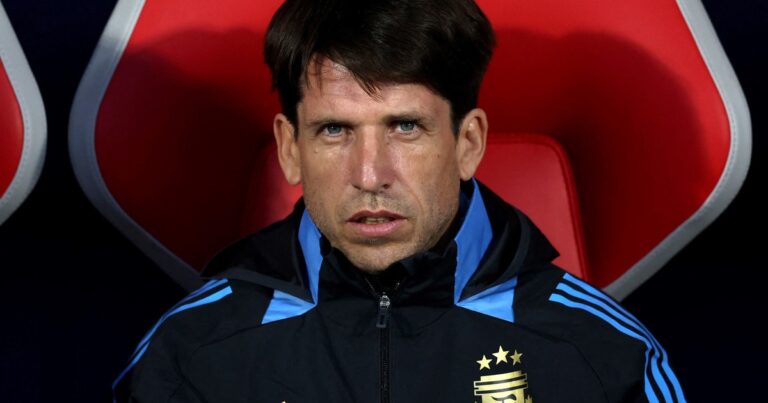 Diego Placente, pleno de felicidad tras llevar a la Selección Argentina a su octava final del Mundial Sub 20: «Tenemos jugadores que se adaptan y aportan soluciones»