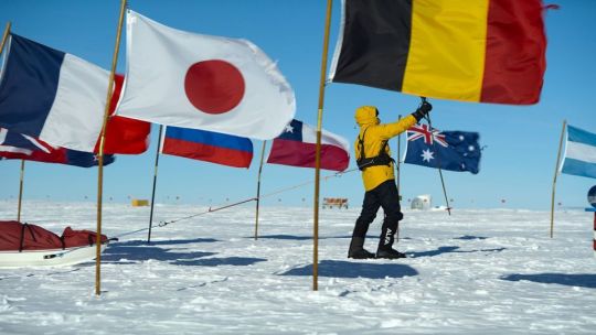 Durante 5 años Will Smith recorrió el continente, de la Antártida al Artico, para un documental