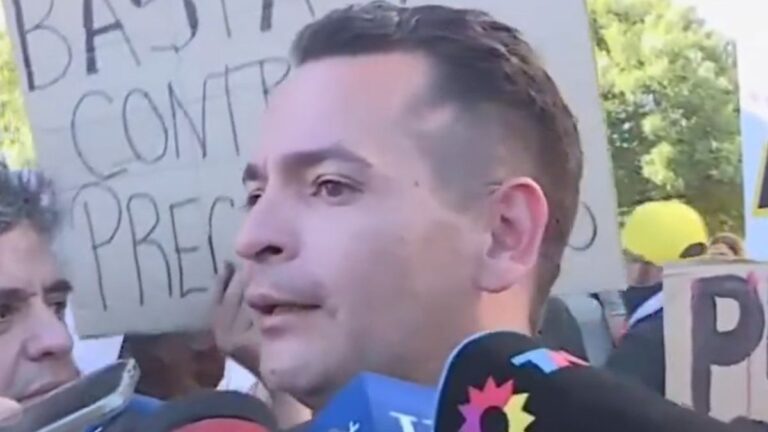 Protesta policial en Santa Fe: «Falta predisposición por parte del Gobierno»