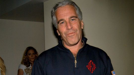 Miembro del gabinete de Trump admite haber viajado a la isla de Jeffrey Epstein