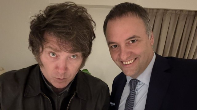 Milei y Adorni se mostrarán juntos en Córdoba tras la polémica en Estados Unidos