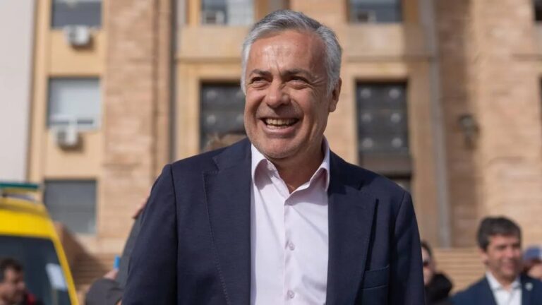 Autoridades de Mendoza en reunión de trabajo sobre la Ley de Coparticipación