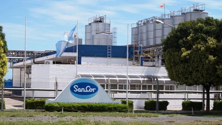 Edificio o logotipo de la cooperativa láctea SanCor