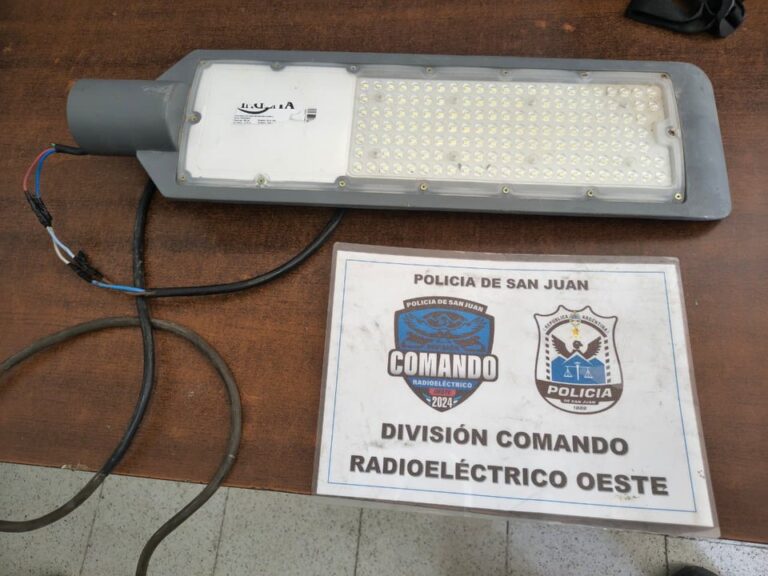 Detenido con luminaria de alumbrado público en La Bebida, Rivadavia