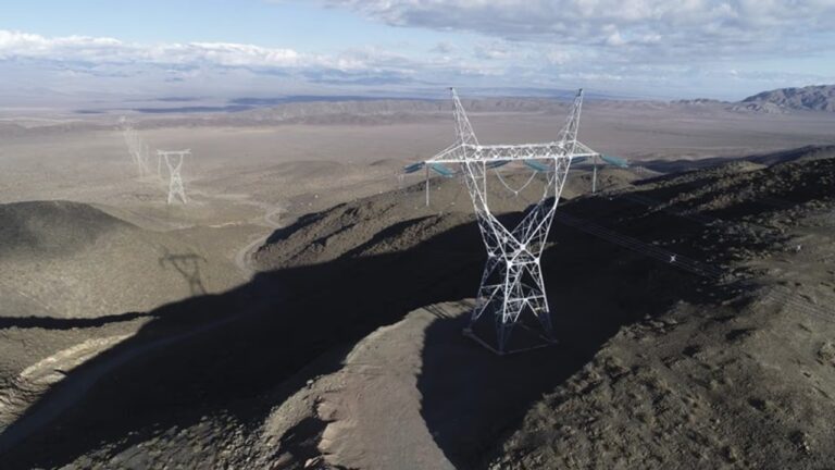 Infografía esquemática de la línea de transmisión eléctrica de 500 kV proyectada en San Juan
