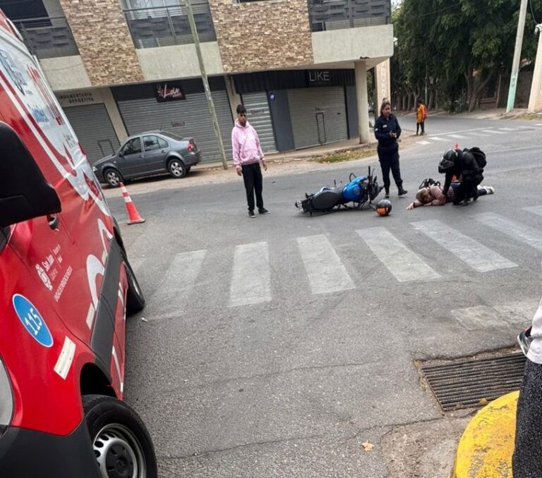 Lugar del accidente de tránsito en el cruce de Rastreador Calívar y Quattropani, Rivadavia