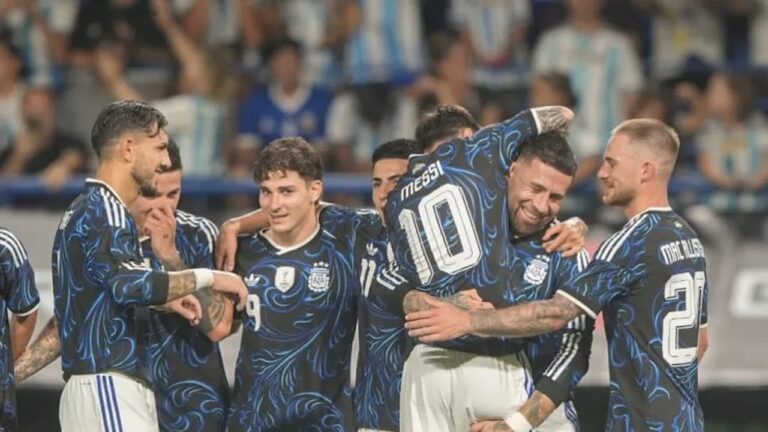La Selección Argentina en un partido de fútbol