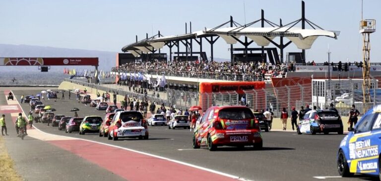 Circuito San Juan Villicum durante una carrera de Turismo Nacional